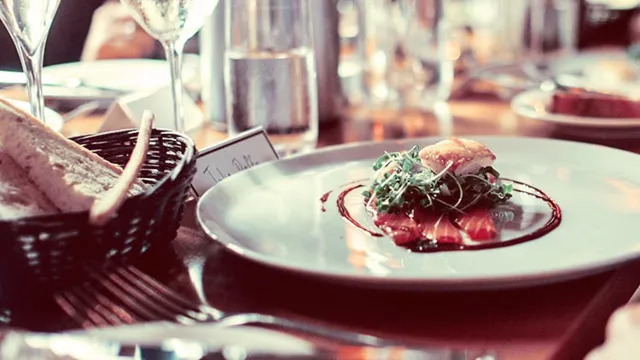 Waiter